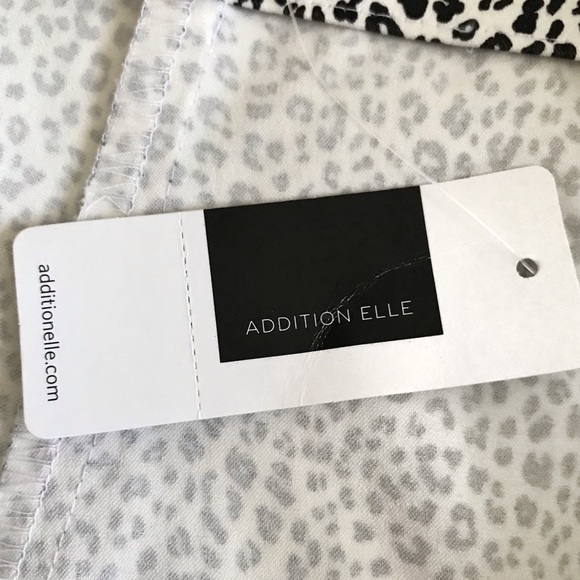 Nwt Leopard Capri Pants - Picture 9 of 14